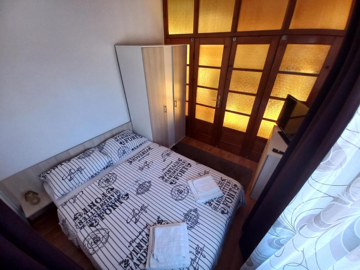 Premium Central Apartment Oradea Ngoại thất bức ảnh