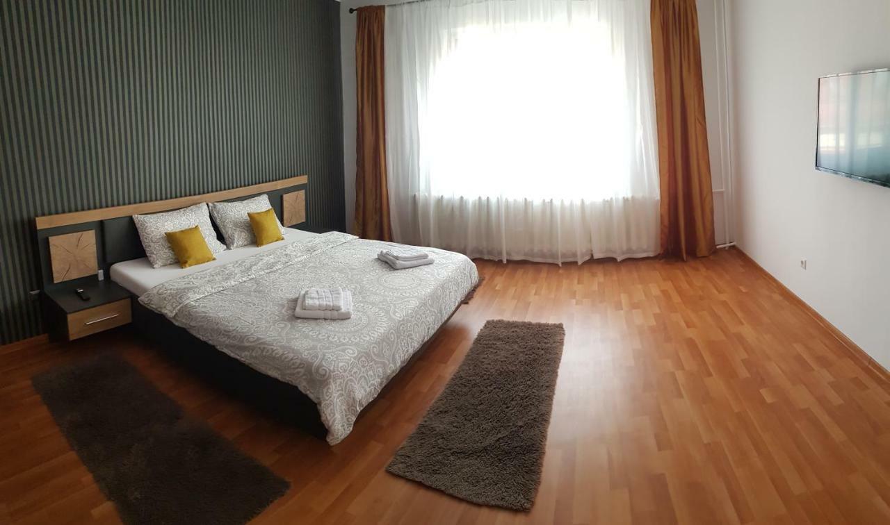 Premium Central Apartment Oradea Ngoại thất bức ảnh